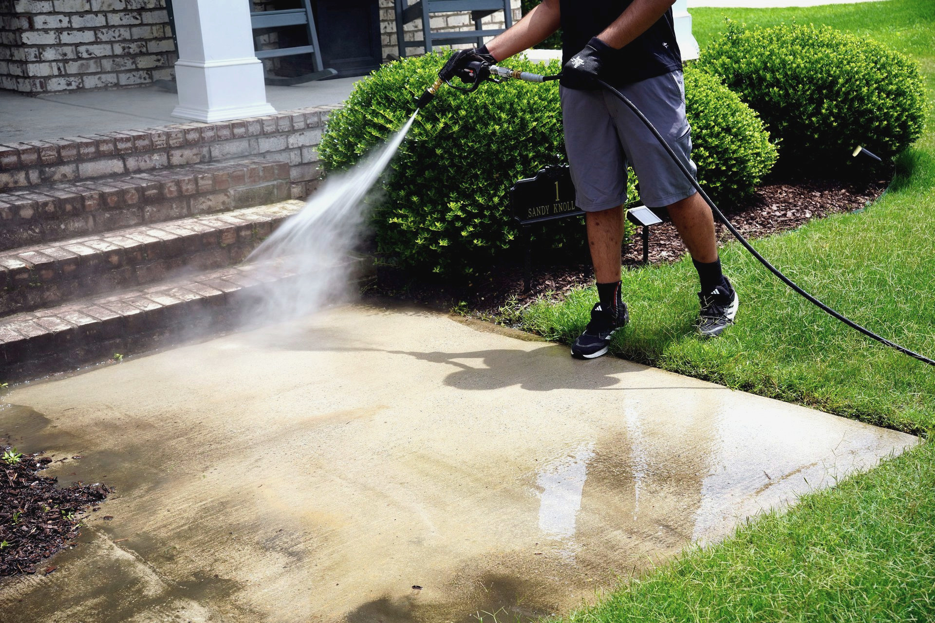 Walkway pressure washing before and after in Columbia, SC